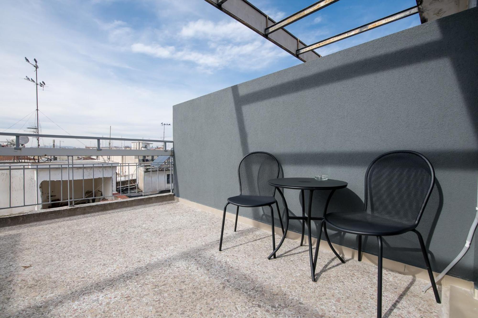 Luxury Central Apartment 6,1 Larissa Exterior photo