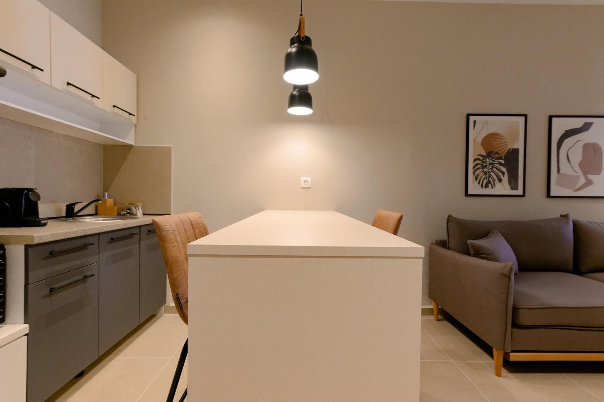 Luxury Central Apartment 6,1 Larissa Exterior photo